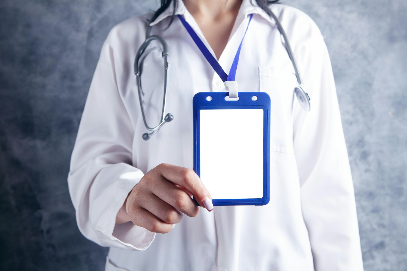 Understanding the Differences Between Semaglutide and Tirzepatide: Which GLP-1 Weight Loss Injection